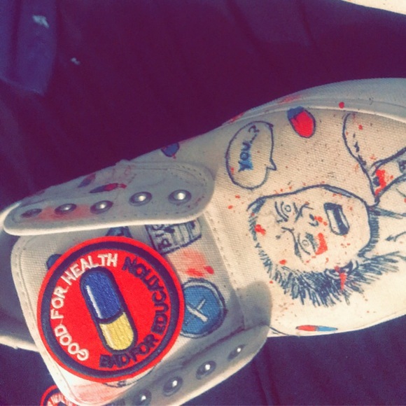 Vans custom AKIRA China Ferguson Sidney edition - Picture 2 of 3